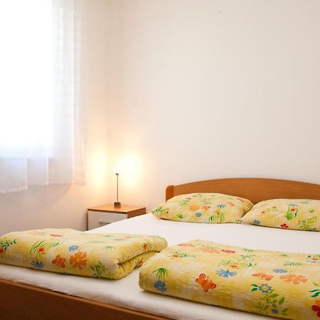 Apartments Glibo Near The Sea And Town Center! Krk Town Buitenkant foto